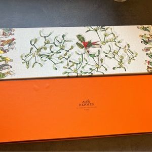 HERMES Asian holiday tie box cover and orange box